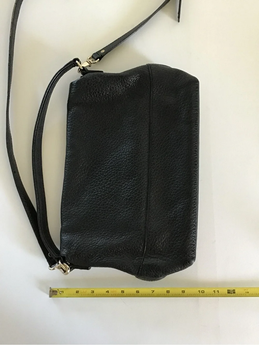 Kate Spade New York Black Pebbled Leather Crossbody Shoulder Bag with Tassel